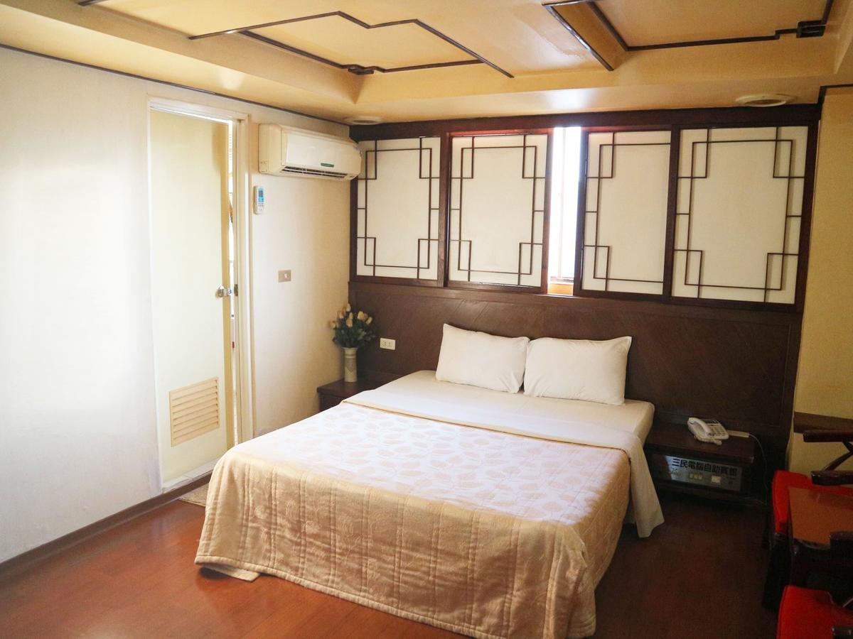 Sanmin Hotel Chang Hua Extérieur photo